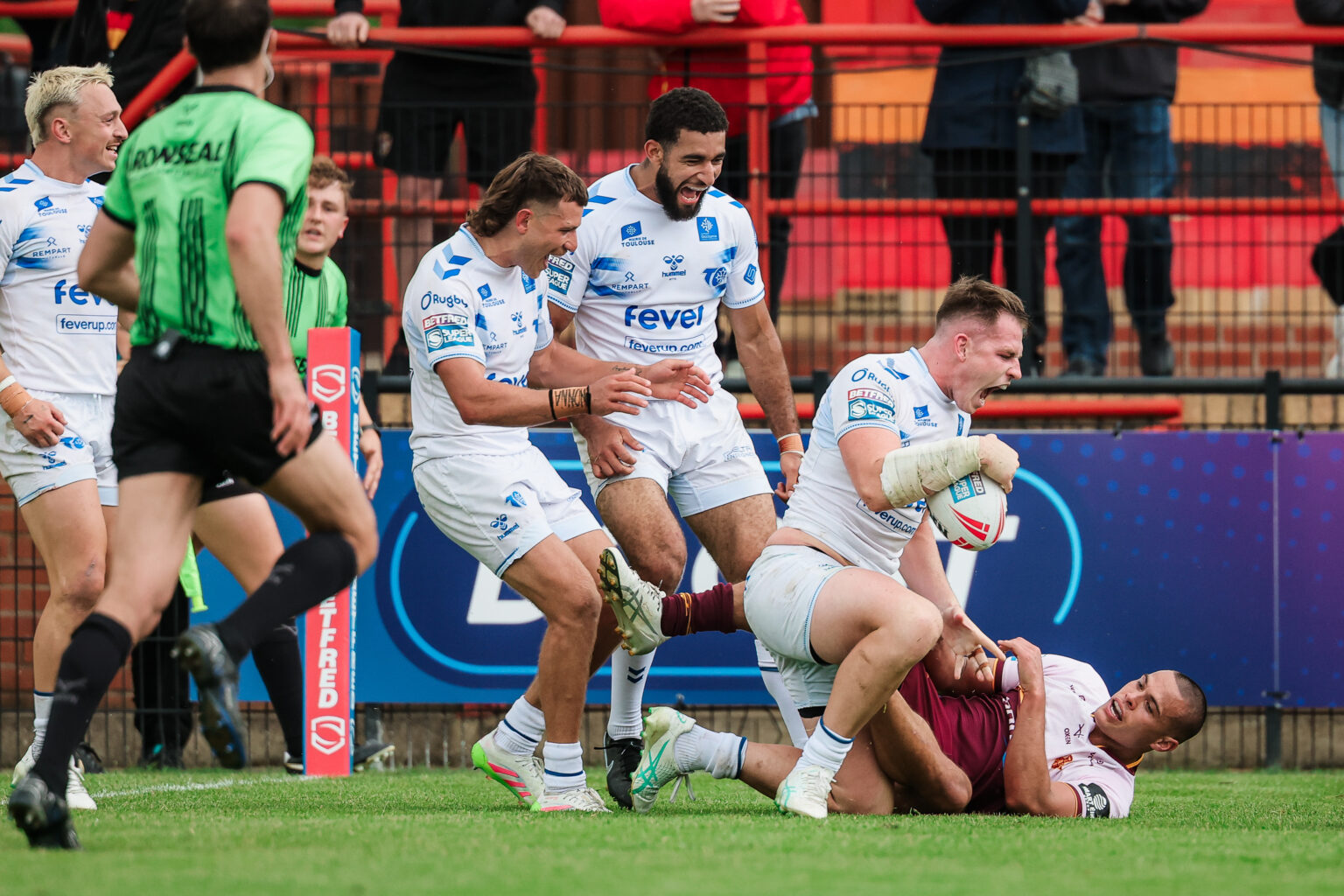 HENRY O’KANE PROLONGE D’UN AN